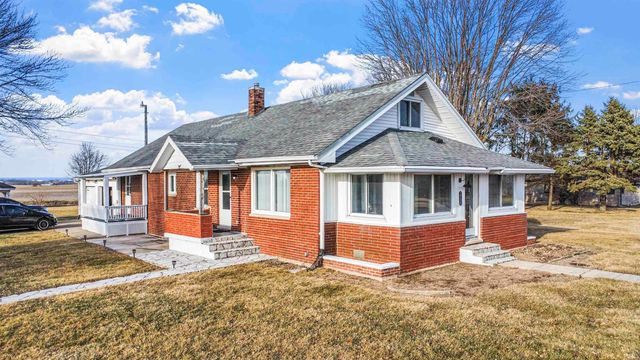 2696 E Michigantown Road, Frankfort, IN 46041