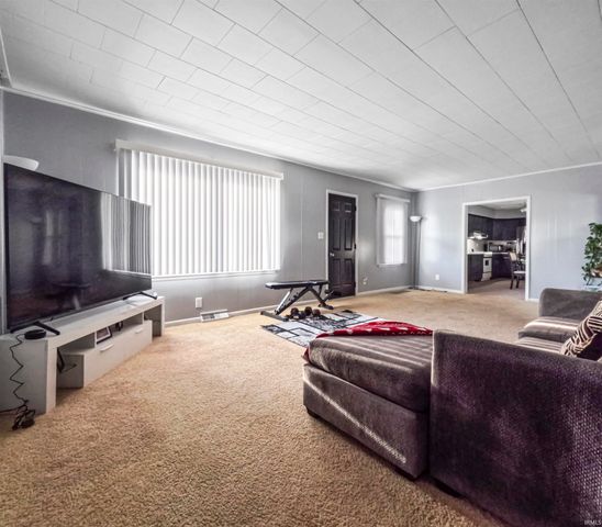 2696 E Michigantown Road, Frankfort, IN 46041