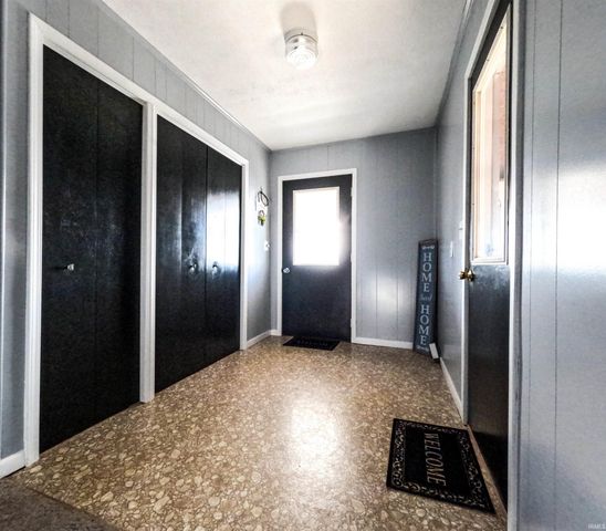 2696 E Michigantown Road, Frankfort, IN 46041