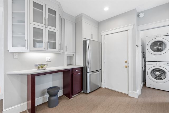 11 Weld Hill St 2, Boston, MA 02130