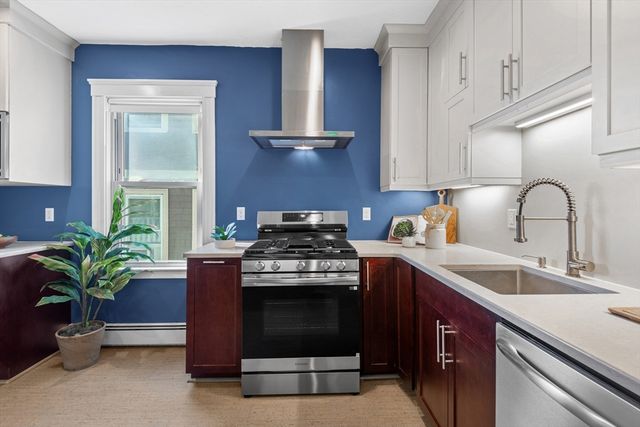 11 Weld Hill St 2, Boston, MA 02130