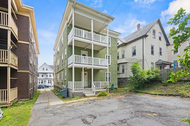 11 Weld Hill St 2, Boston, MA 02130