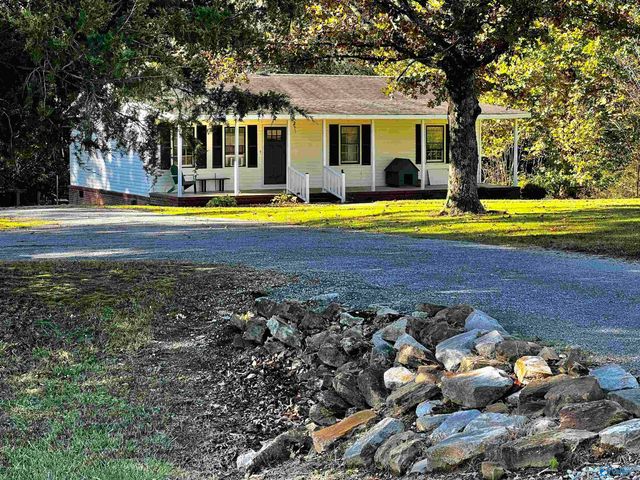 9194 County Road 236, Moulton, AL 35650