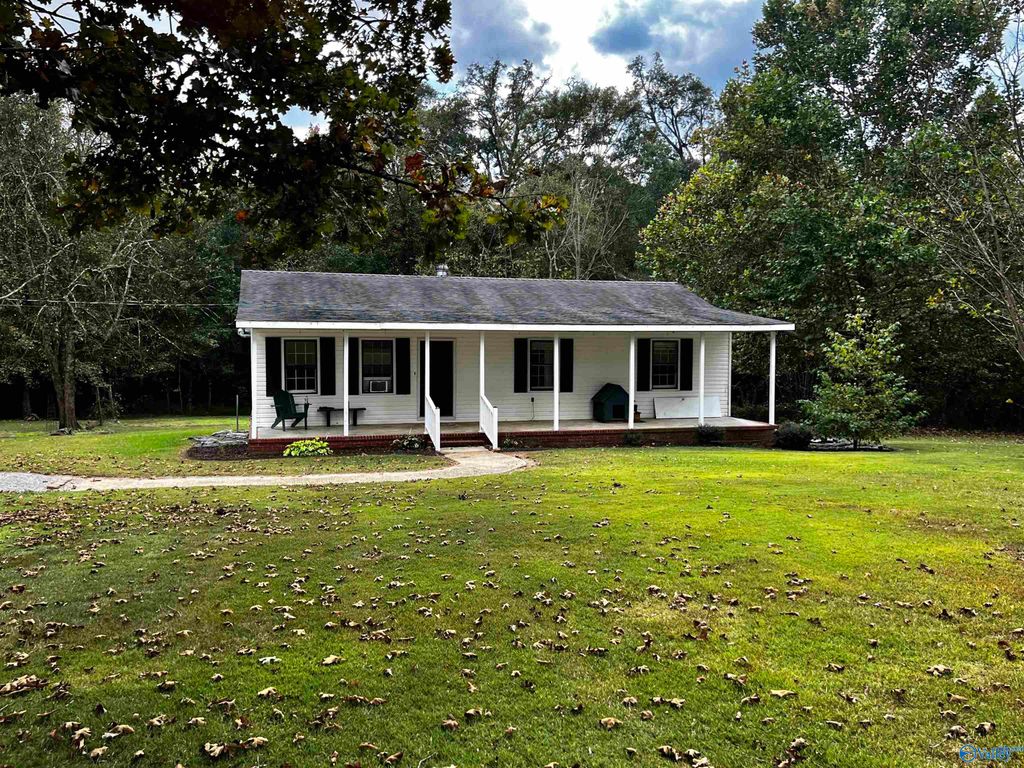 9194 County Road 236, Moulton, AL 35650