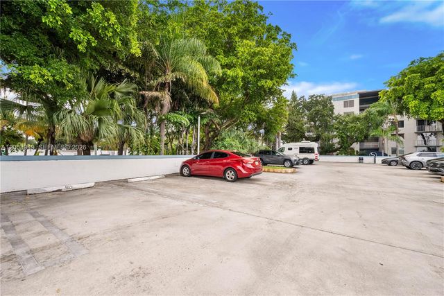 1720 N River Drive 107, Miami, FL 33125