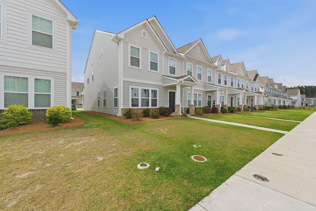 290 Surfbird Road, Summerville, SC 29486
