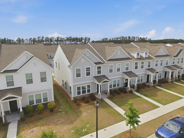 290 Surfbird Road, Summerville, SC 29486