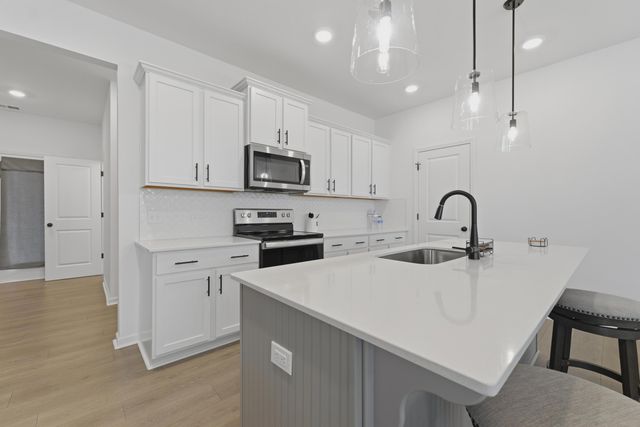 290 Surfbird Road, Summerville, SC 29486