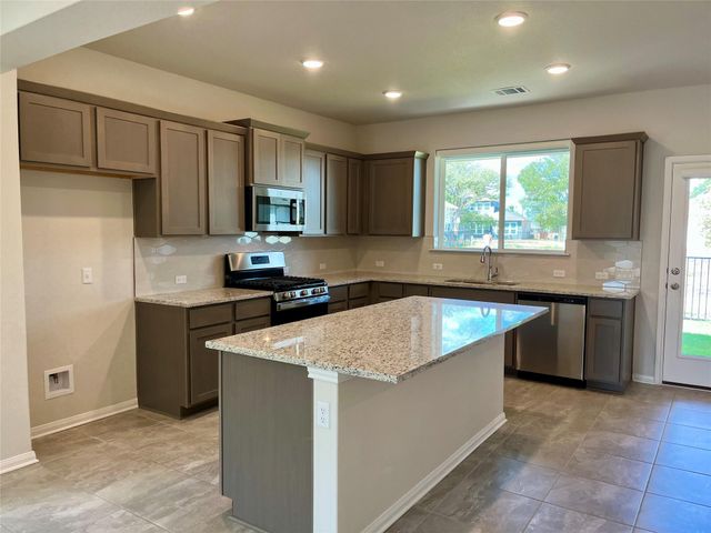 237 Reveille DR, Kyle, TX 78640