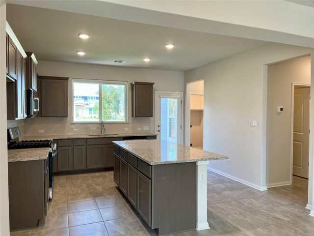 237 Reveille DR, Kyle, TX 78640