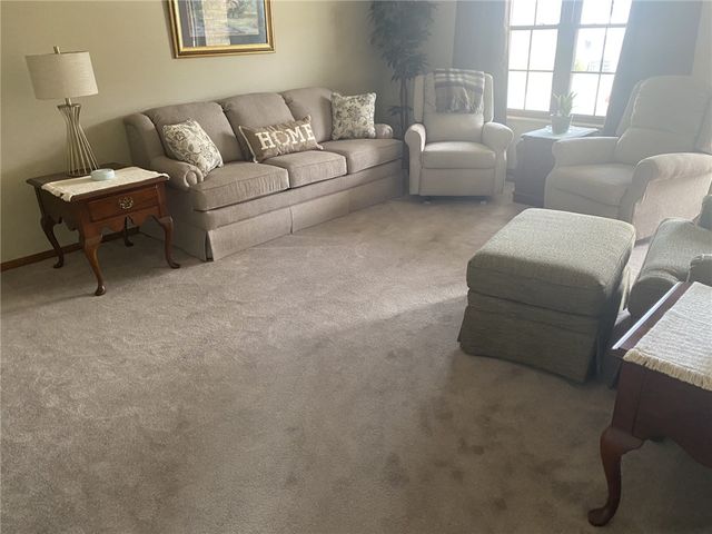 192 Golfwood Drive, West Carrollton, OH 45449