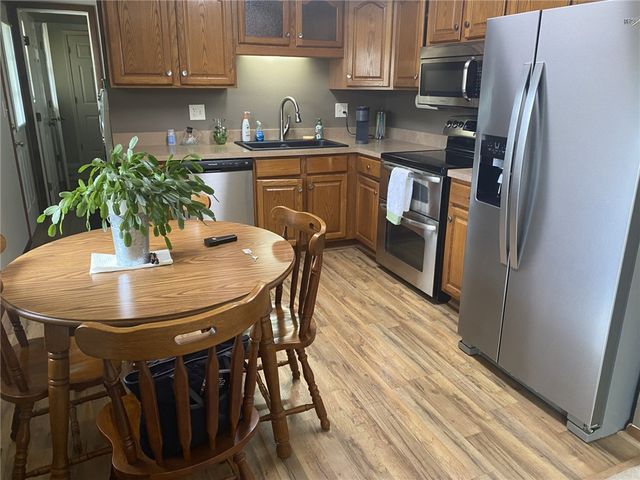 192 Golfwood Drive, West Carrollton, OH 45449