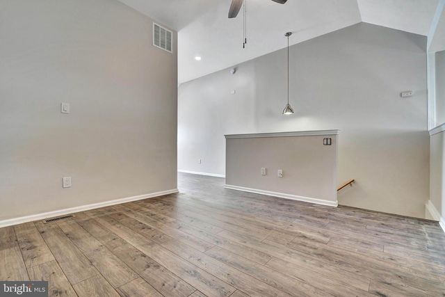 105 PARK PLACE DR, Cherry Hill, NJ 08002