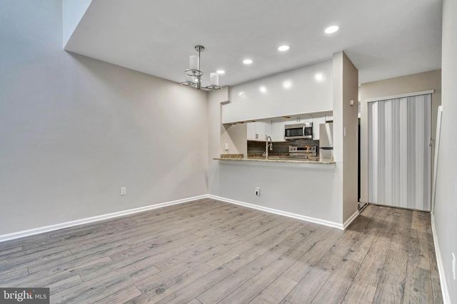 105 PARK PLACE DR, Cherry Hill, NJ 08002