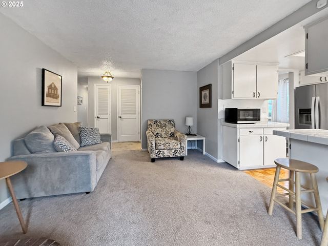 1330 CRISSEY Cir, Brookings, OR 97415