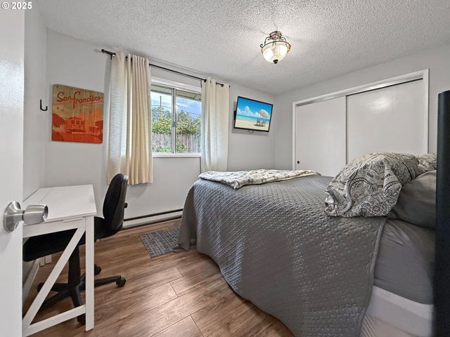 1330 CRISSEY Cir, Brookings, OR 97415