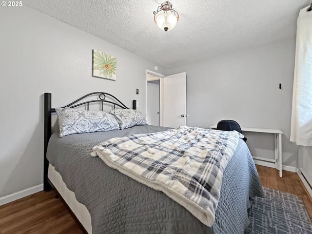 1330 CRISSEY Cir, Brookings, OR 97415