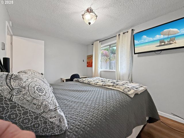 1330 CRISSEY Cir, Brookings, OR 97415