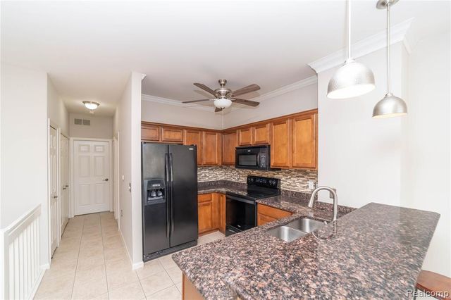 5143 Parsley Drive, Utica, MI 48316
