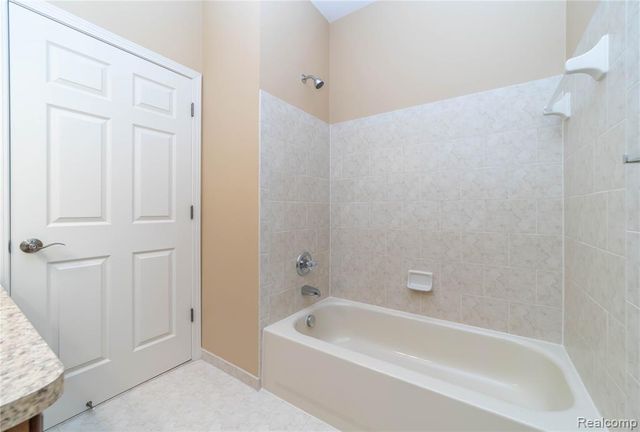 5143 Parsley Drive, Utica, MI 48316