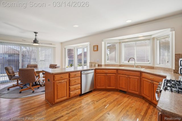 48302 Adams Drive, Macomb Township, MI 48044