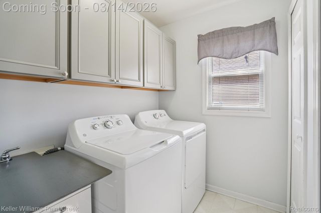 48302 Adams Drive, Macomb Township, MI 48044