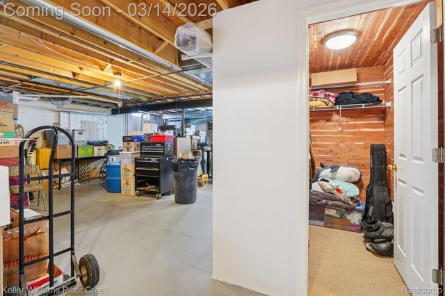 48302 Adams Drive, Macomb Township, MI 48044