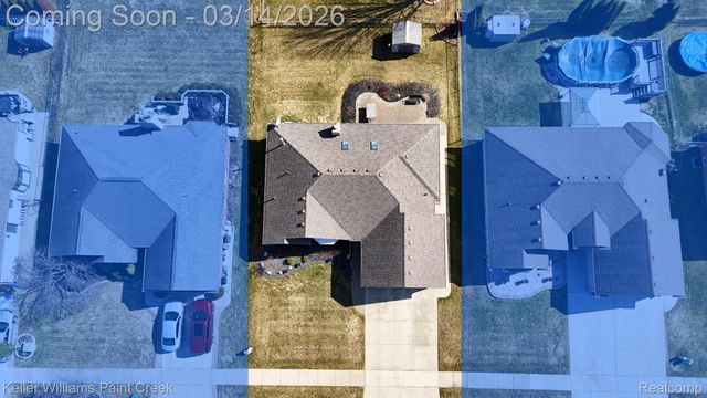 48302 Adams Drive, Macomb Township, MI 48044