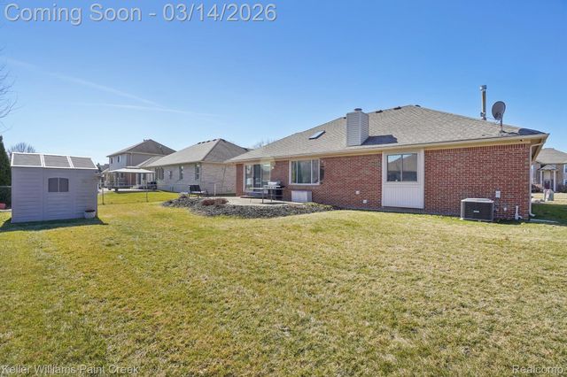 48302 Adams Drive, Macomb Township, MI 48044