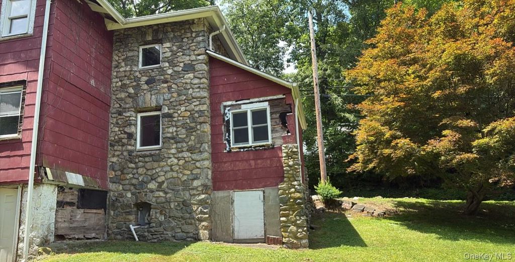 20 Old Oregon Road, Cortlandt Manor, NY 10567 — photo 3