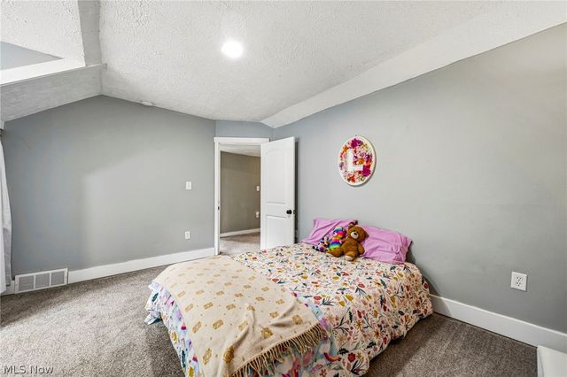 6712 Huron Avenue, Madison, OH 44057