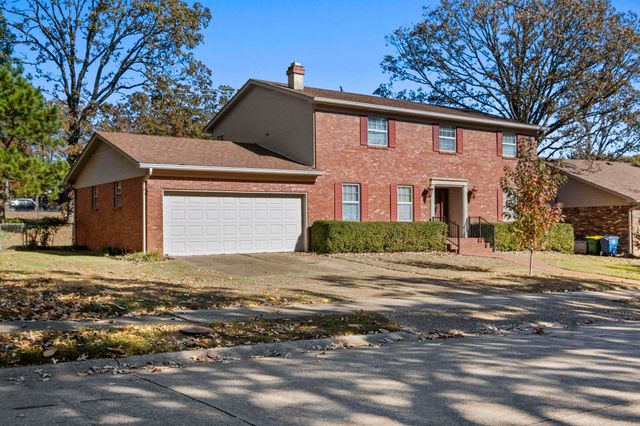 3801 Dunkeld Dr., North Little Rock, AR 72116