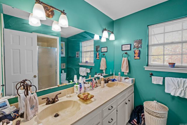 3801 Dunkeld Dr., North Little Rock, AR 72116