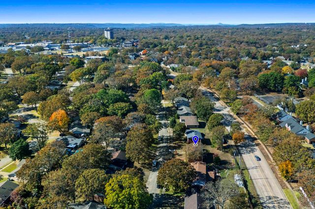 3801 Dunkeld Dr., North Little Rock, AR 72116