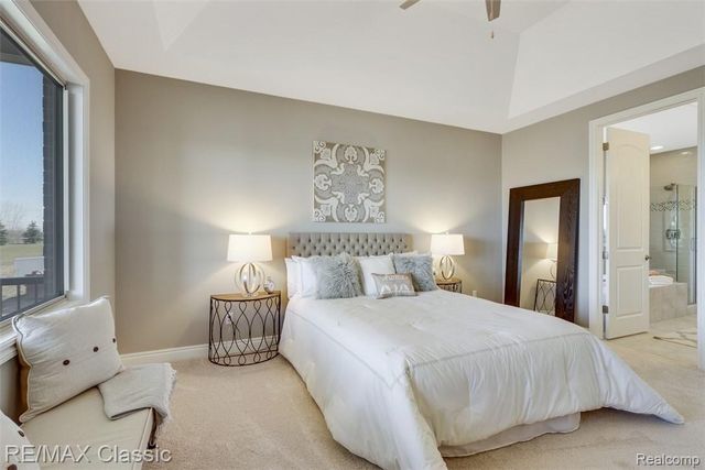 0000 Stoney Point 5, South Lyon, MI 48178