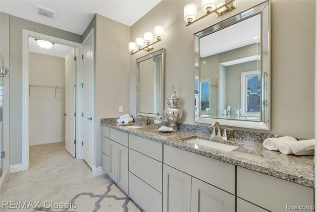 0000 Stoney Point 5, South Lyon, MI 48178