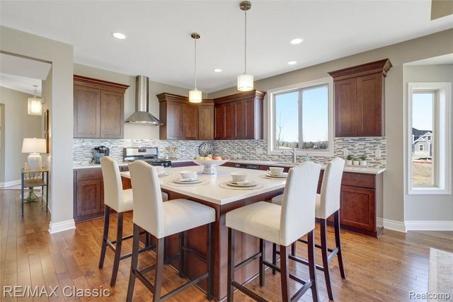 0000 Stoney Point 5, South Lyon, MI 48178