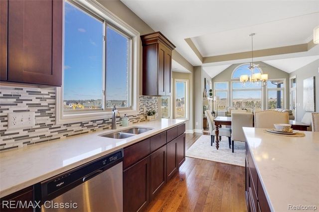 0000 Stoney Point 5, South Lyon, MI 48178