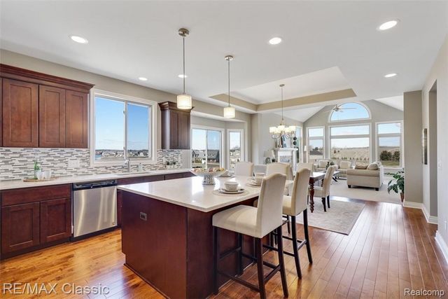 0000 Stoney Point 5, South Lyon, MI 48178