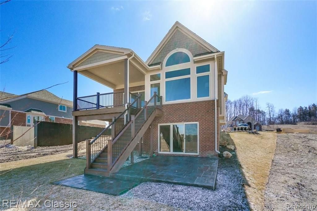 0000 Stoney Point 5, South Lyon, MI 48178