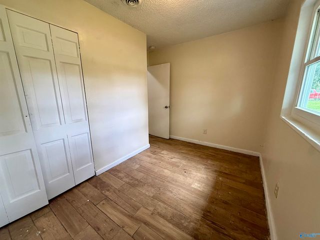 2206 Evans Avenue NW, Huntsville, AL 35810