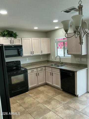 3422 W Kimberly Way, Phoenix, AZ 85027