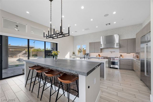 10631 Patina Hills Court, Las Vegas, NV 89135