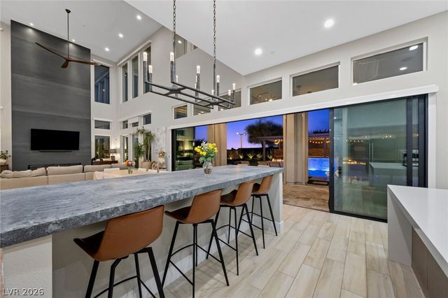 10631 Patina Hills Court, Las Vegas, NV 89135