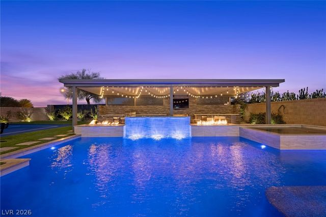 10631 Patina Hills Court, Las Vegas, NV 89135