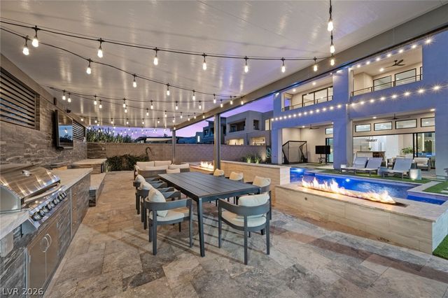 10631 Patina Hills Court, Las Vegas, NV 89135