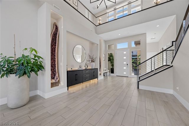 10631 Patina Hills Court, Las Vegas, NV 89135