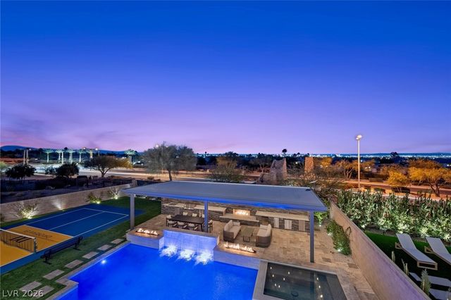 10631 Patina Hills Court, Las Vegas, NV 89135