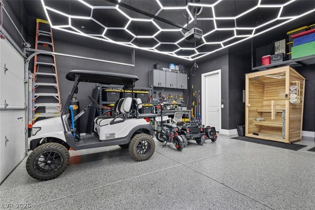 10631 Patina Hills Court, Las Vegas, NV 89135