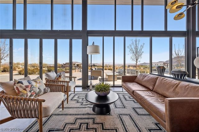 10631 Patina Hills Court, Las Vegas, NV 89135